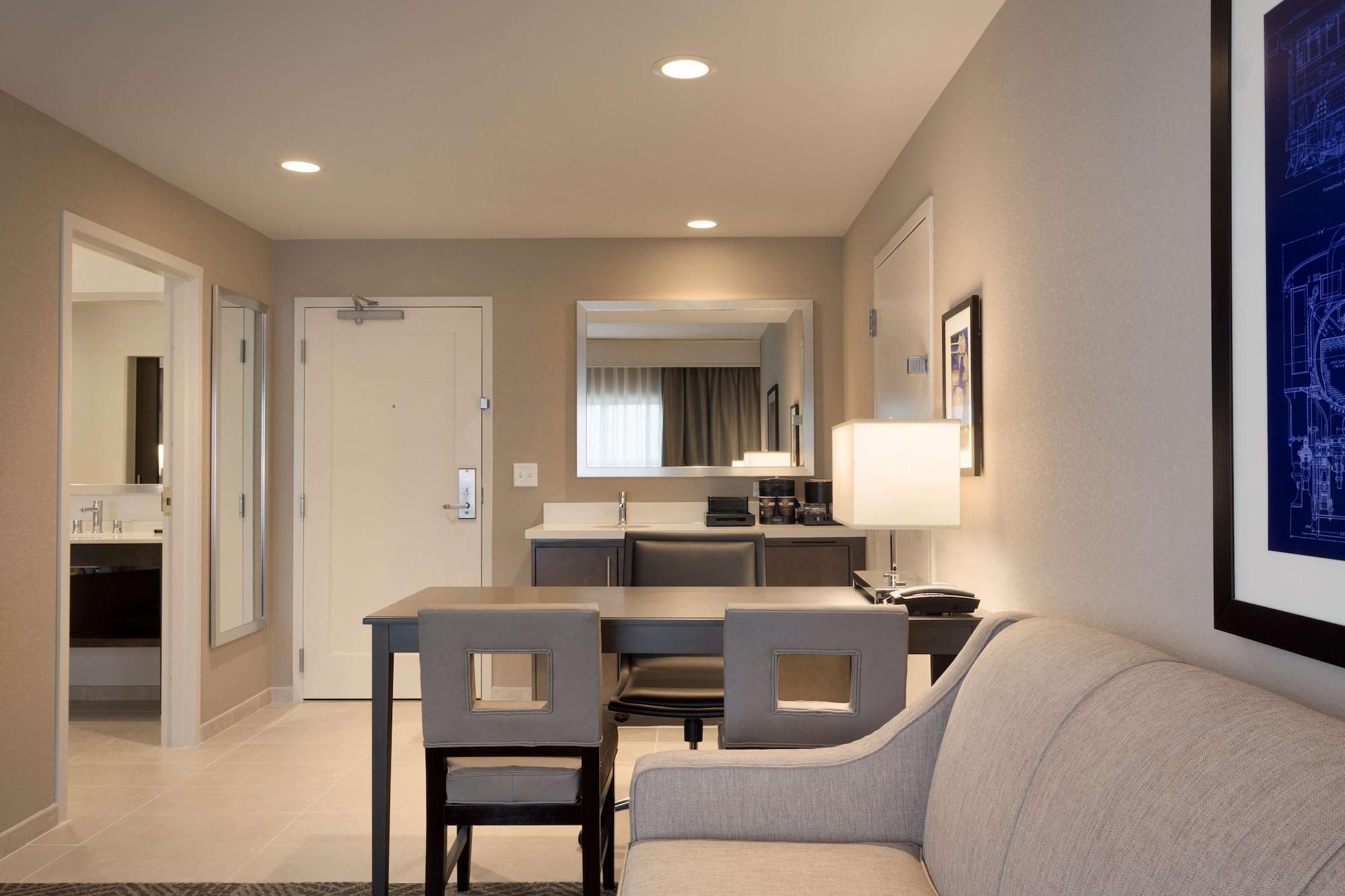 Embassy Suites By Hilton Kansas City Olathe Εξωτερικό φωτογραφία