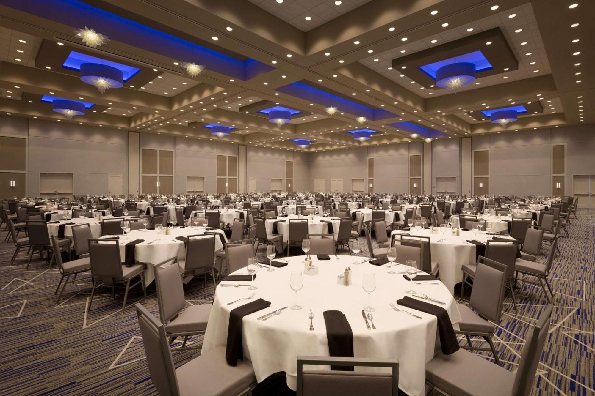 Embassy Suites By Hilton Kansas City Olathe Εξωτερικό φωτογραφία
