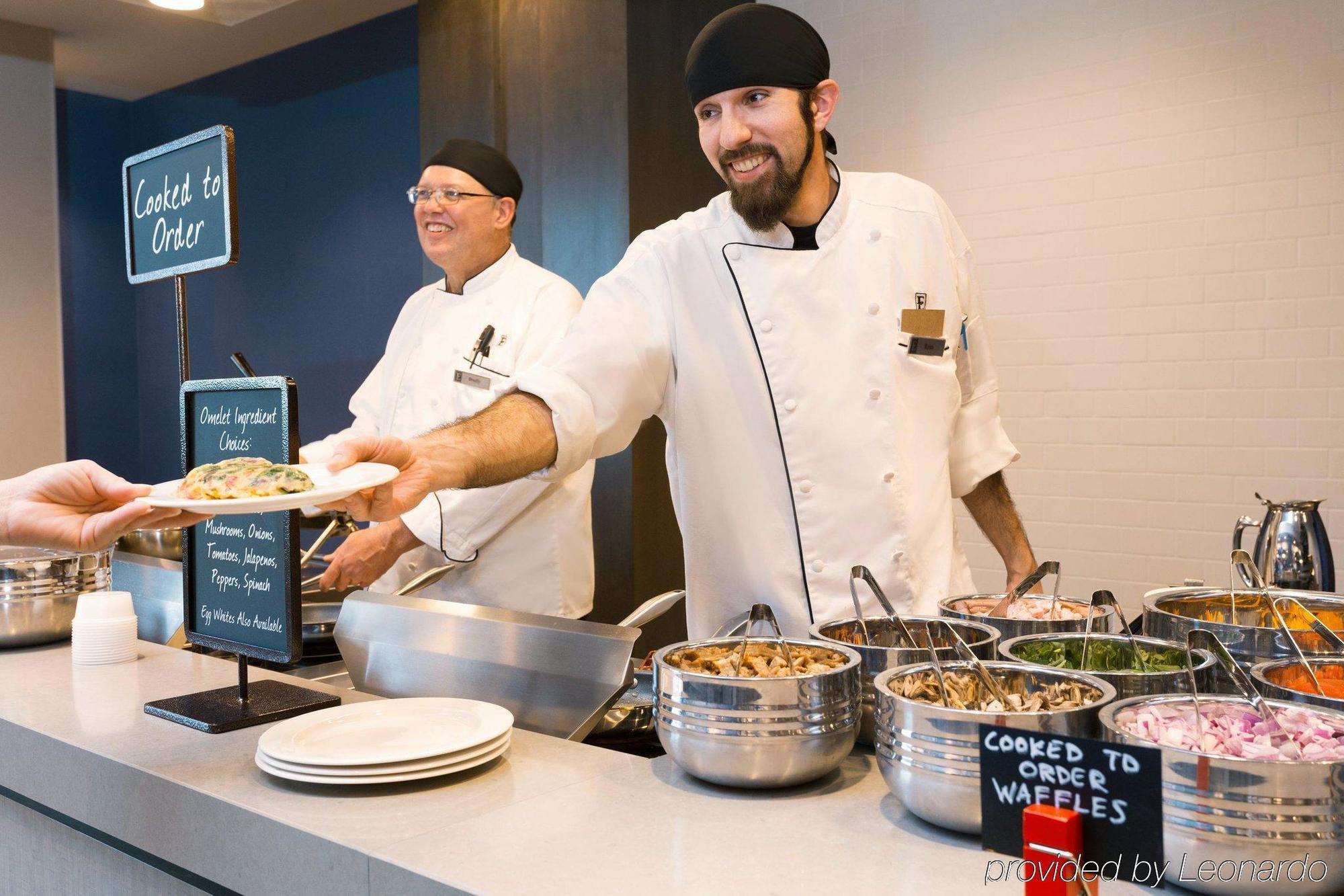 Embassy Suites By Hilton Kansas City Olathe Εξωτερικό φωτογραφία